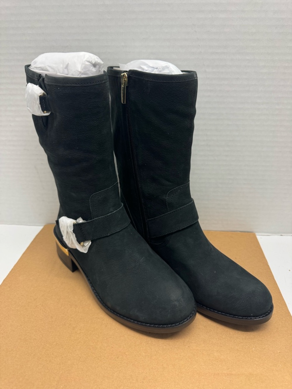 Vince Camuto Women’s Wadelyn Mid Calf Boots (8M) - Picture 2 of 16